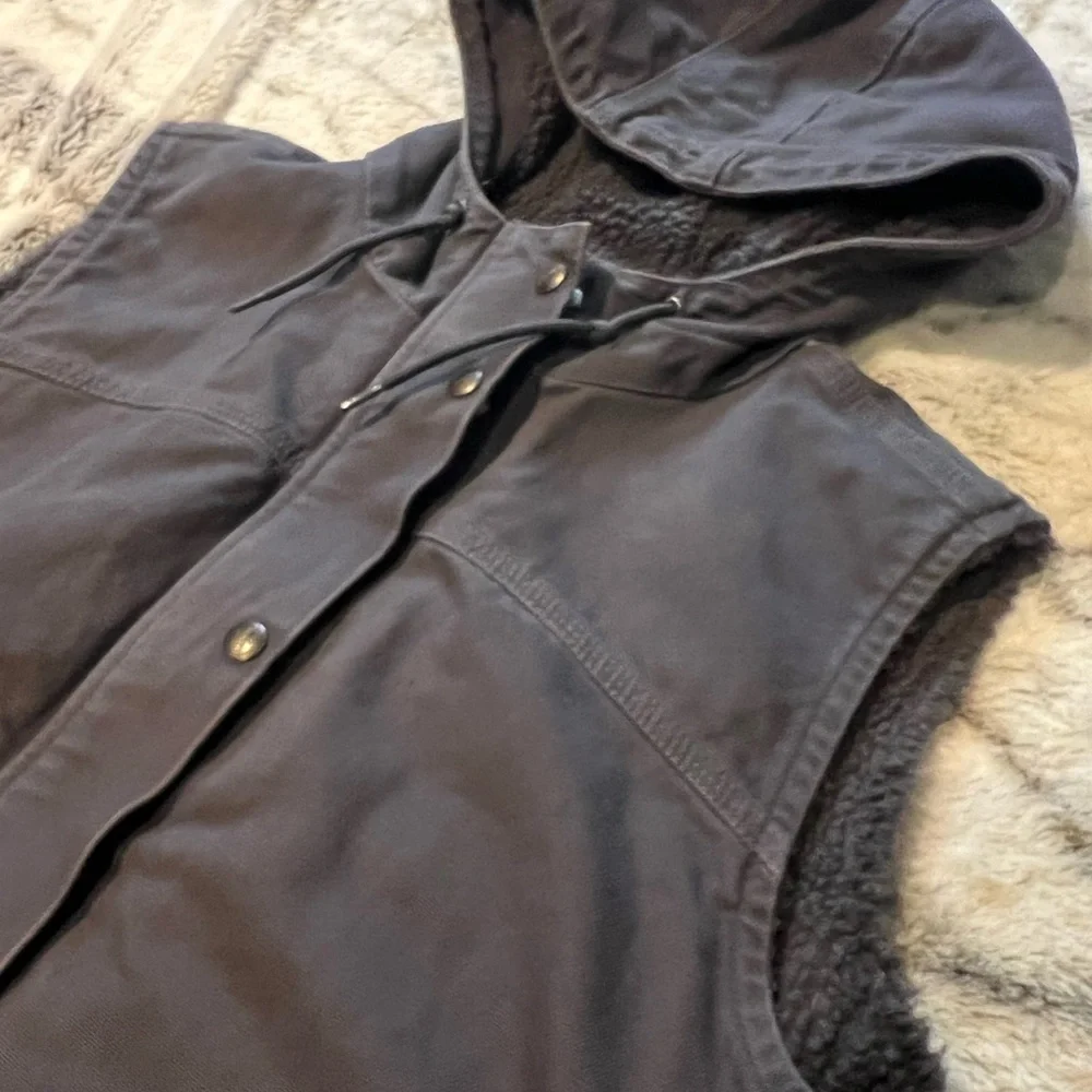 Vintage Carhartt Hooded Women’s Work Vest in Navy Blue XXL (20) - Picture 2 of 6
